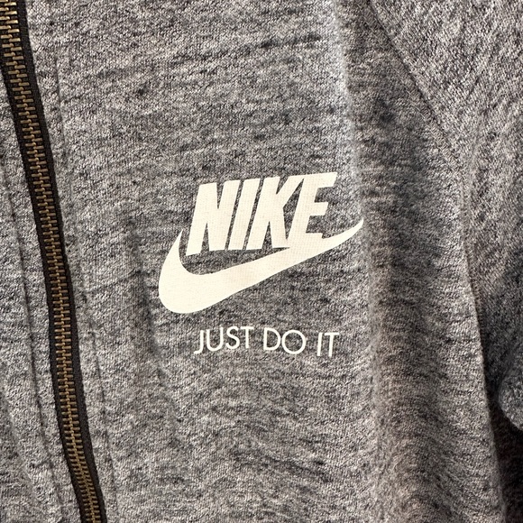 Nike light grey hoodie - Picture 2 of 4